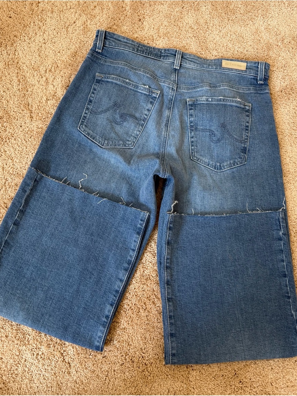 AG Saige Wide-Leg Crop Blue Denim Jeans - Picture 3 of 6
